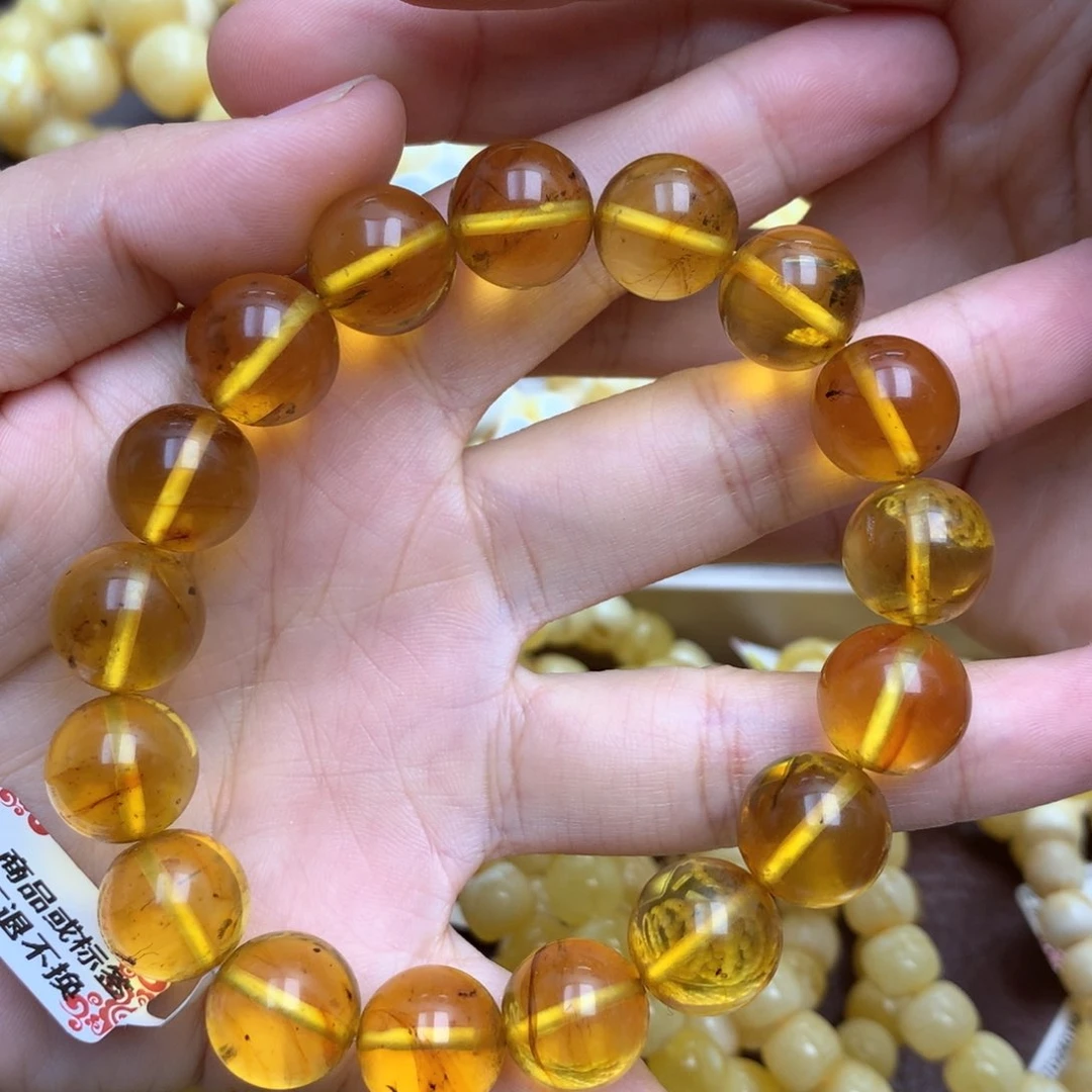 蜜蜡未镶嵌珠宝奇石