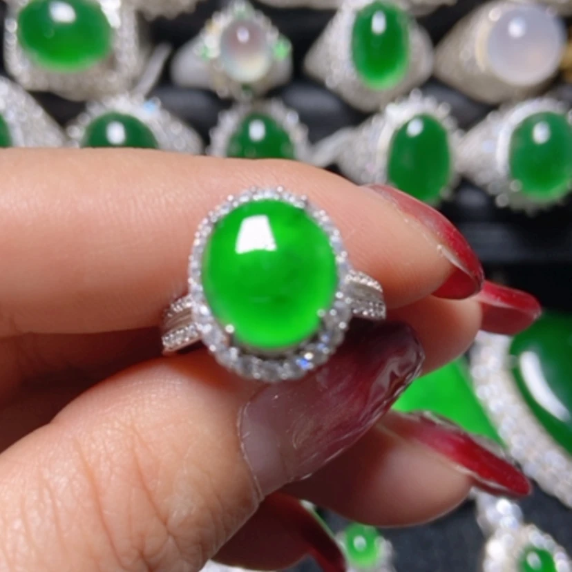 【闪购商品】翡翠颈饰未镶嵌M****嘉翡翠