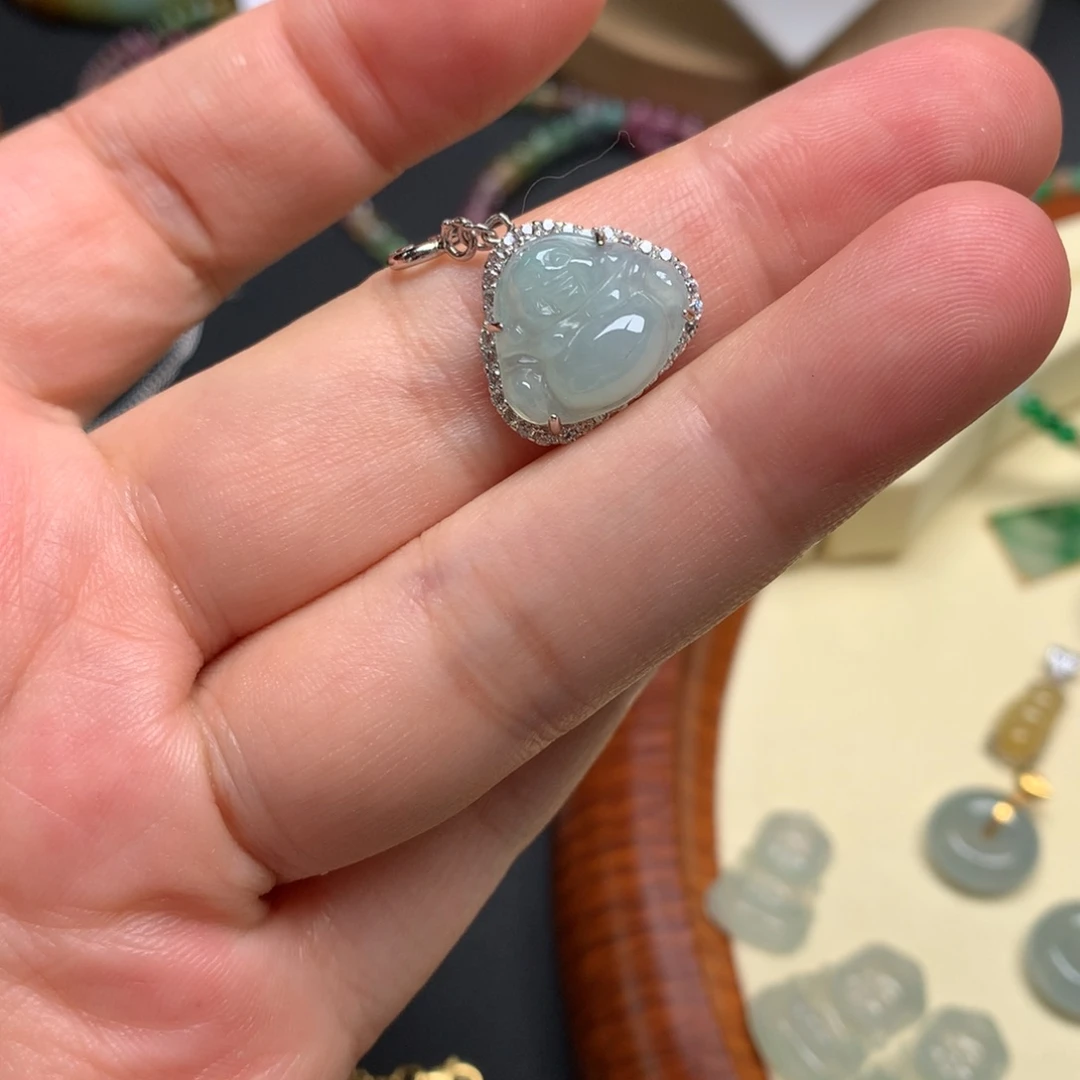 翡翠未镶嵌颈饰翡翠佛公