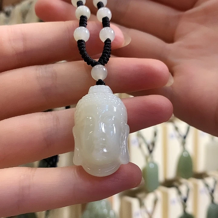 和田玉未镶嵌颈饰周*萍