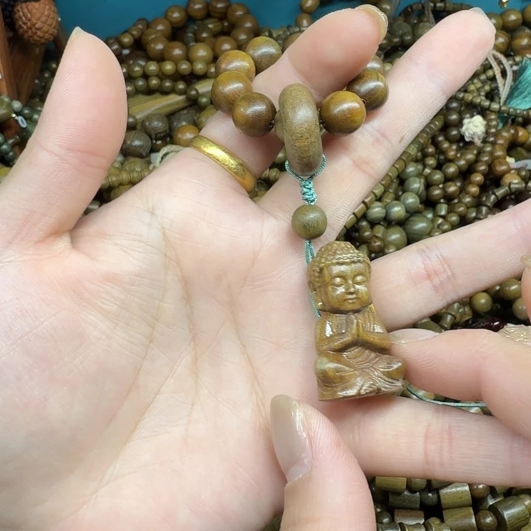 维腊木（绿檀）无事牌