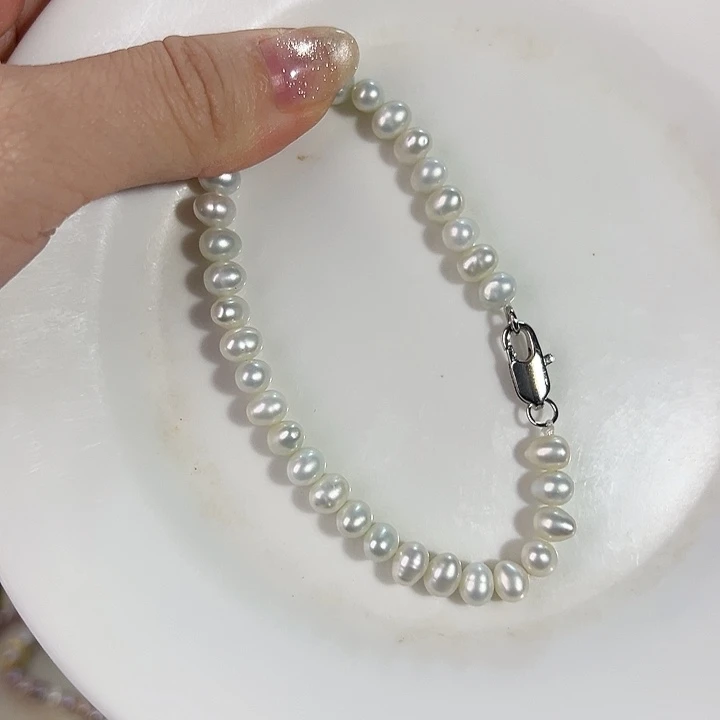 银S925镶嵌淡水珍珠耳钉