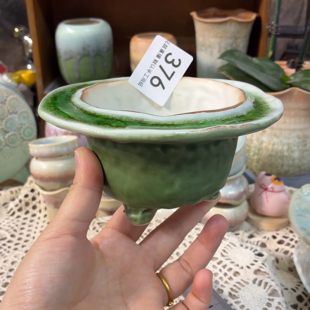 景德镇陶瓷花盆艺术