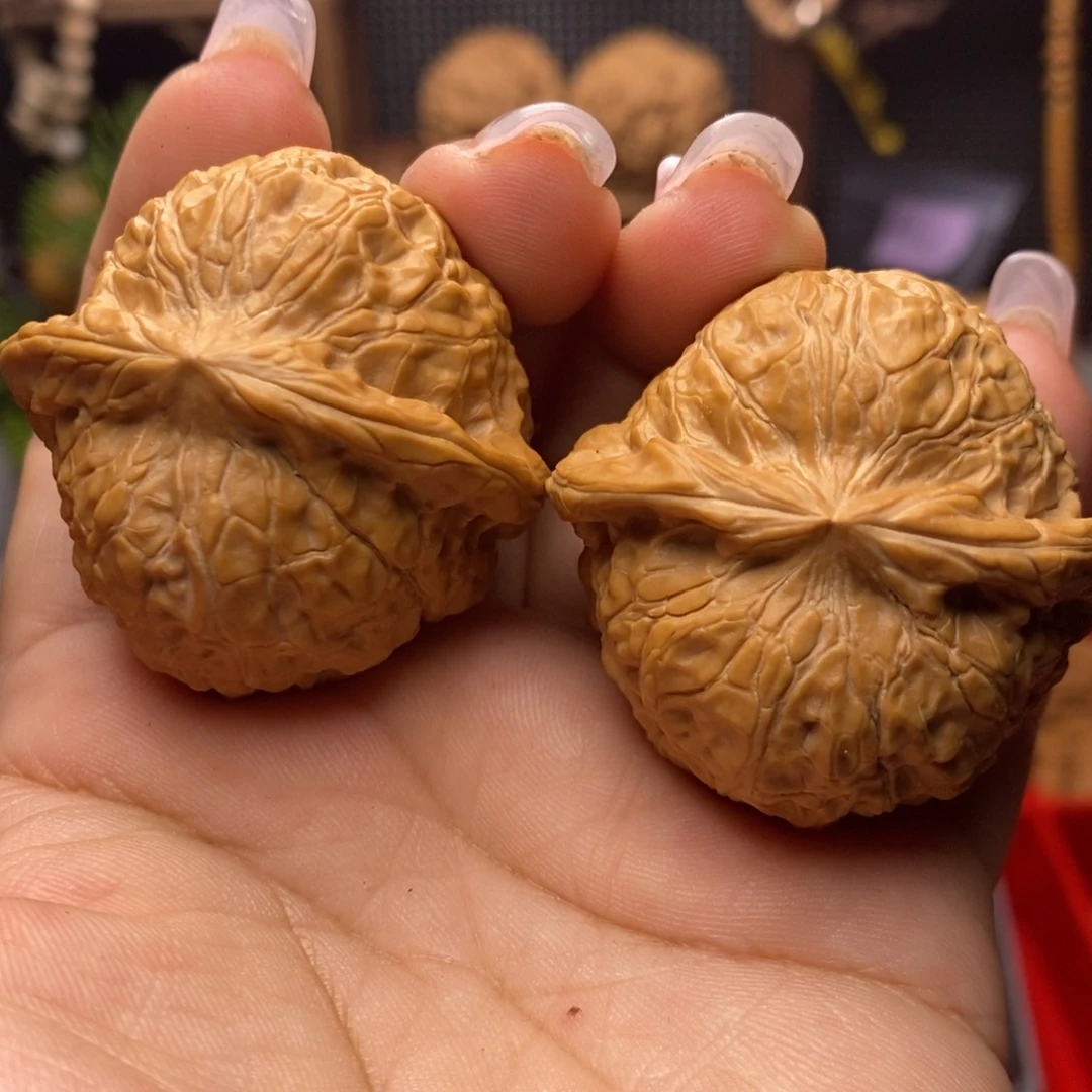 文玩核桃吊坠小****粑南瓜呢特。全品。边41。丹