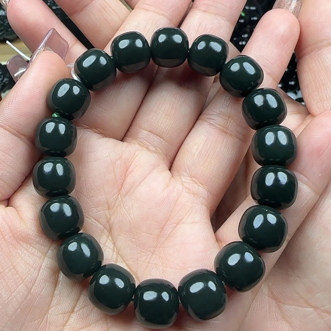 龘****和田玉未镶嵌手串