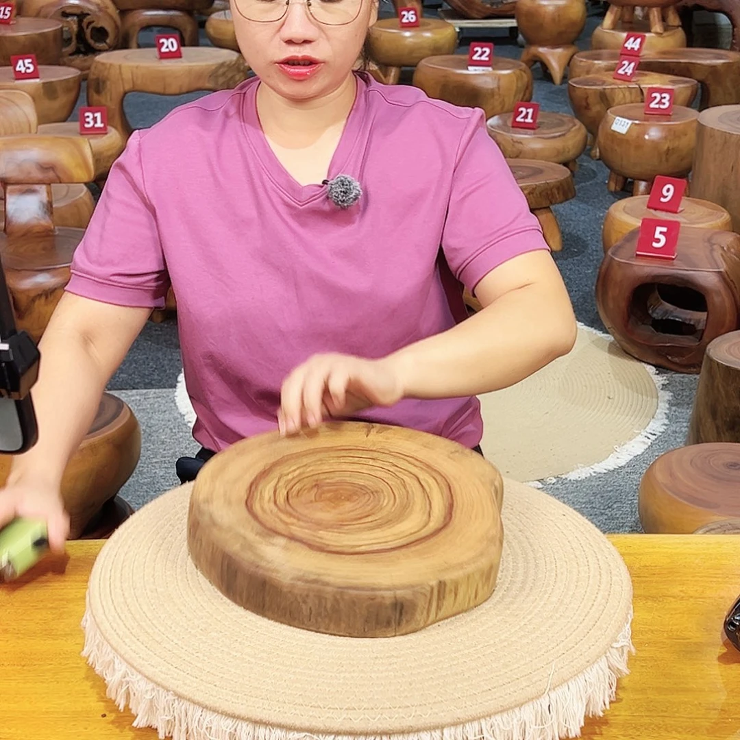 号香樟木尺寸：29-27-4cm
