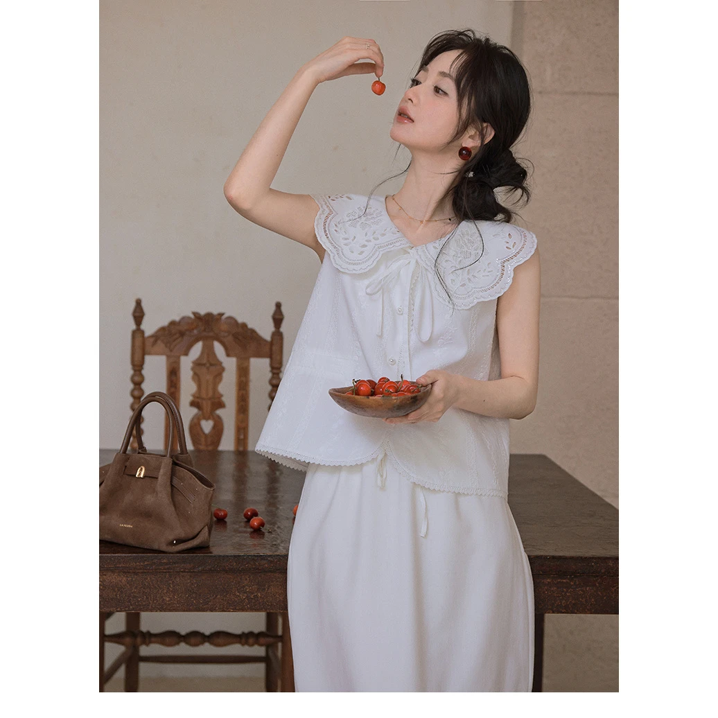 新品【浮梦夏日】镂空绣花娃娃领背心/花边拼接半裙 淡颜舒适区