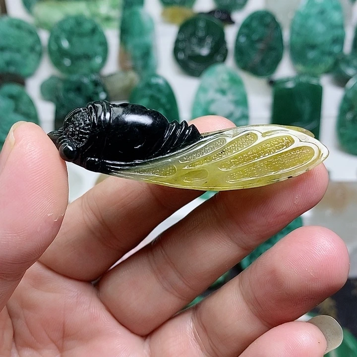 未镶嵌独山玉颈饰