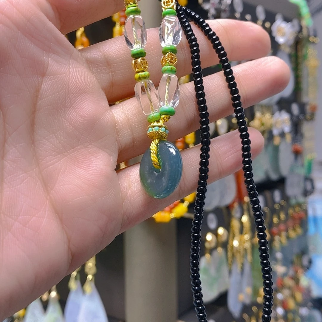 未镶嵌翡翠耳饰翡翠