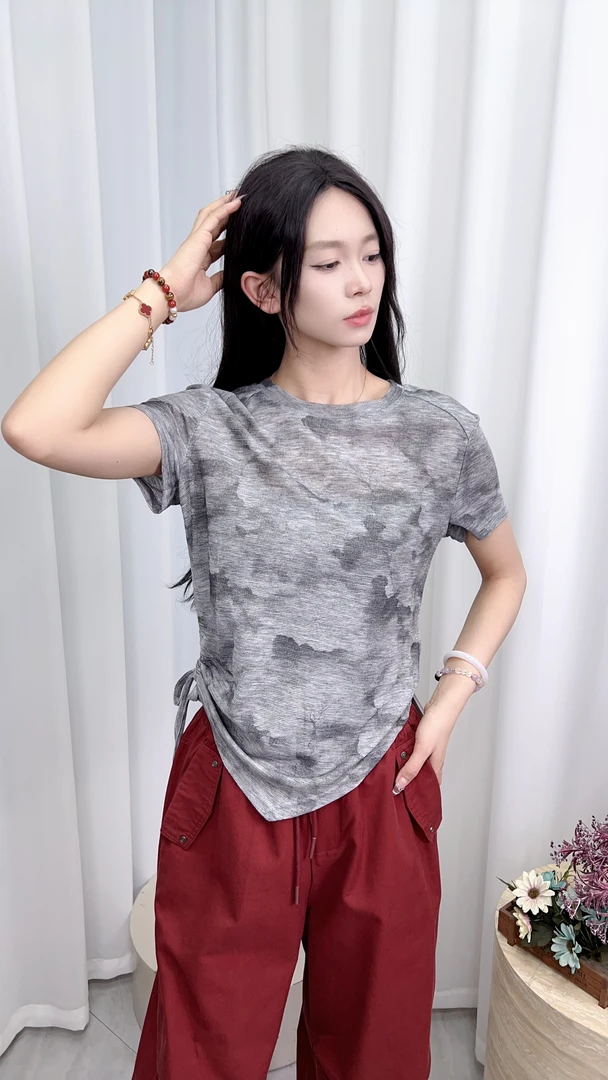 邻家集品/休闲T桖/82523203/显瘦/针织/百搭/打底/夏季/简约/宽松