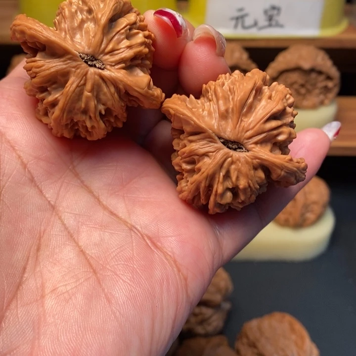 吊坠文玩核桃44全品虎头