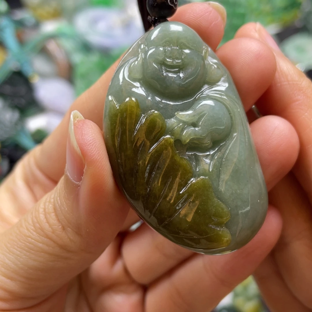 翡翠颈饰未镶嵌牌子