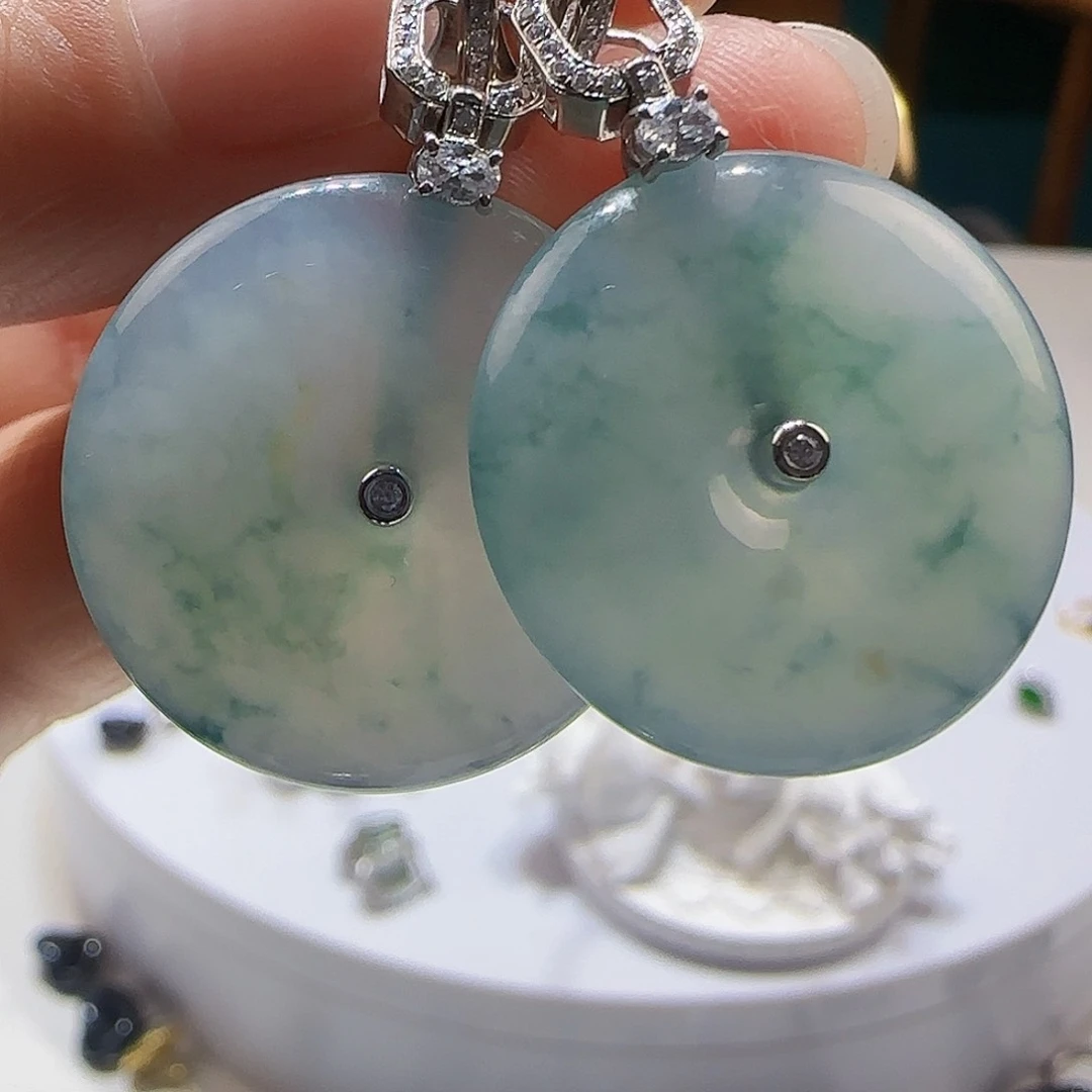 翡翠耳饰18K金镶嵌天然缅甸a货翡翠