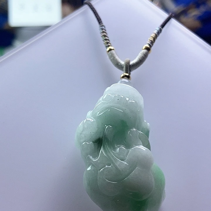 吊坠(赠链)未镶嵌翡翠