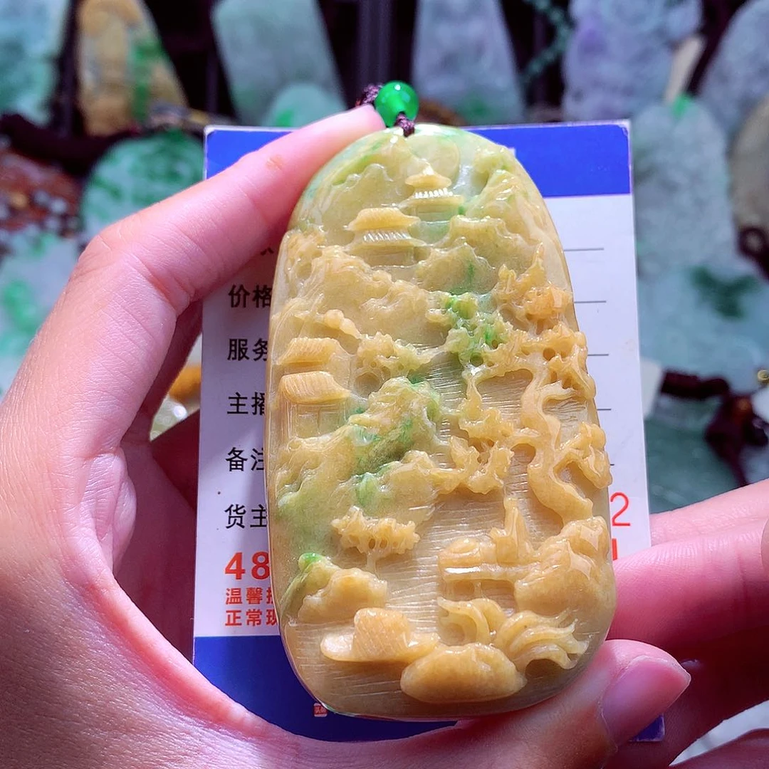 颈饰未镶嵌翡翠天然