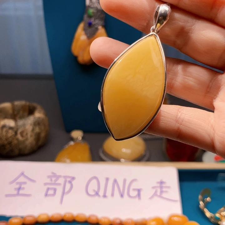 琥珀颈饰银S925镶嵌波兰设计款琥珀蜜蜡