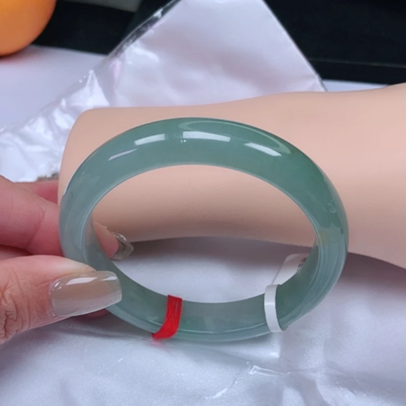 【闪购商品】翡翠手镯未镶嵌，