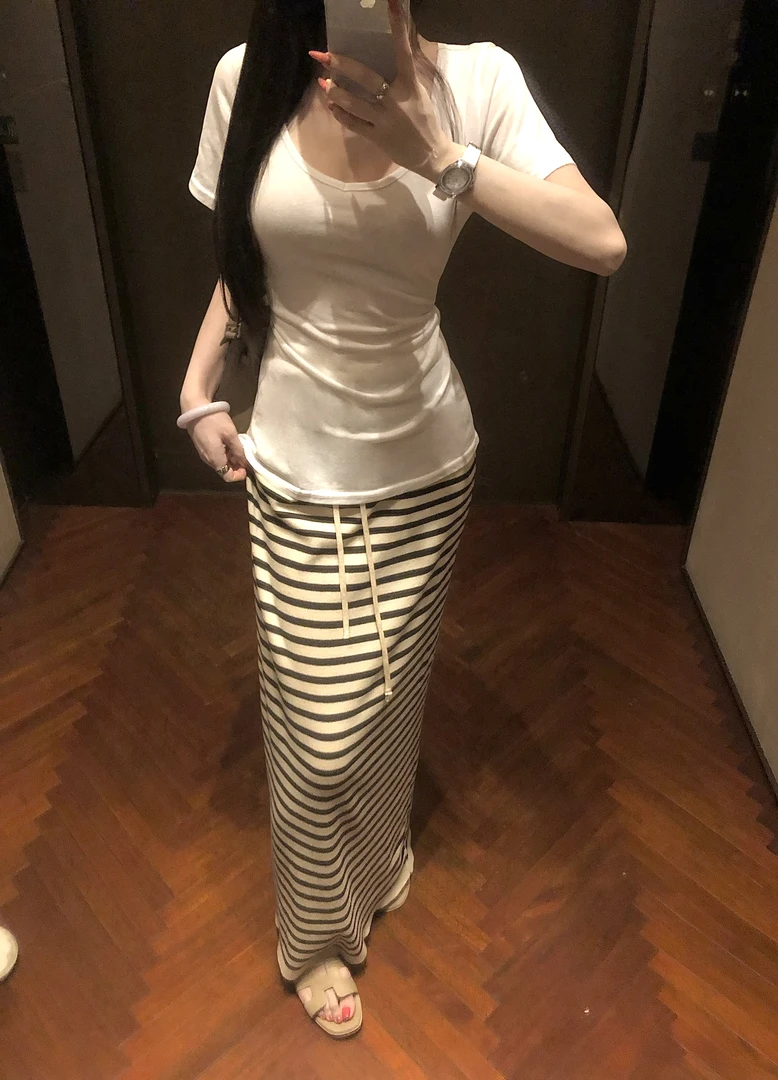【五美丽】洋气炸街高腰显瘦百搭常规半身裙黑白条纹中长裙女WH0034