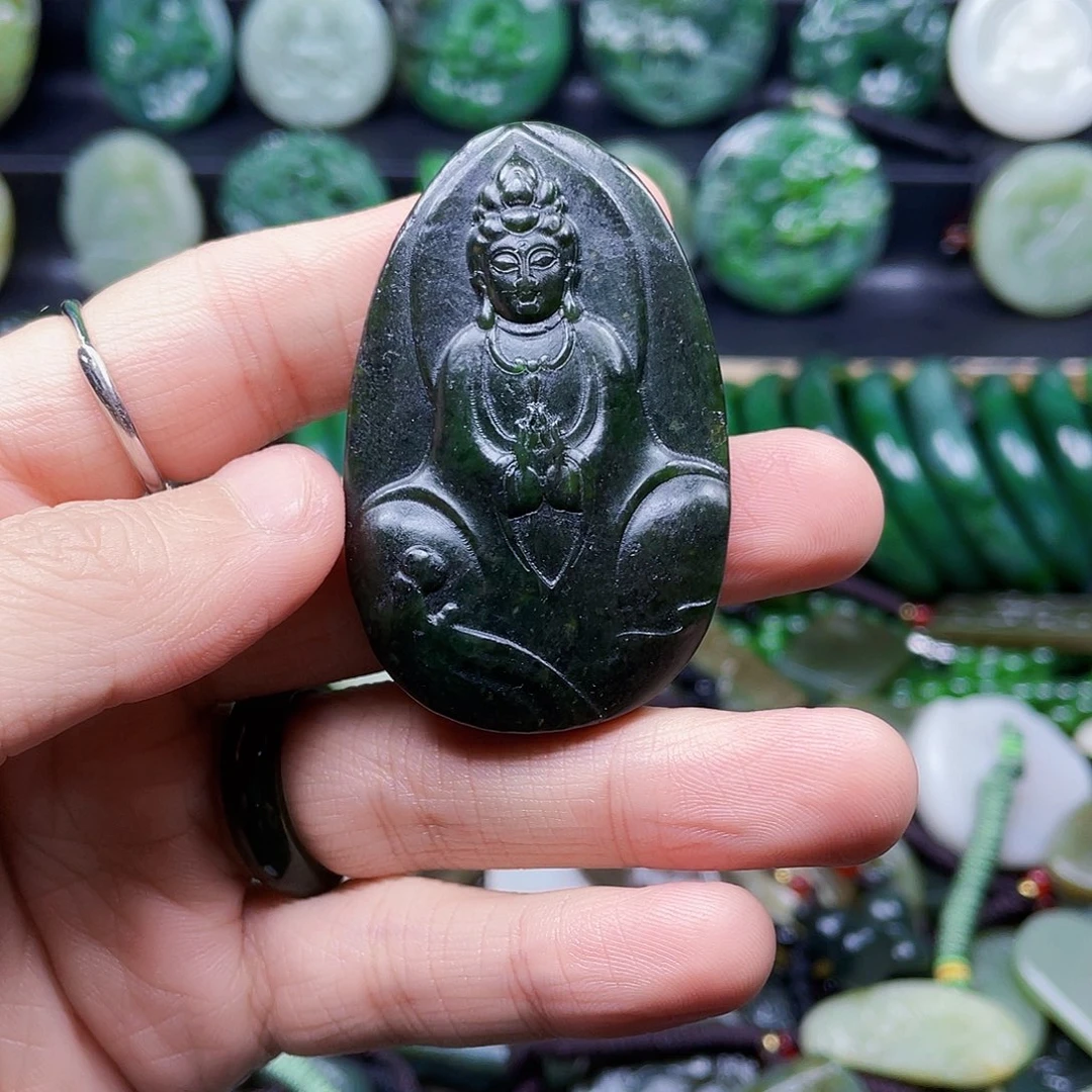 和田玉未镶嵌珠宝奇石