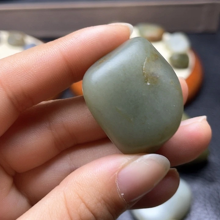 和田玉颈饰未镶嵌31