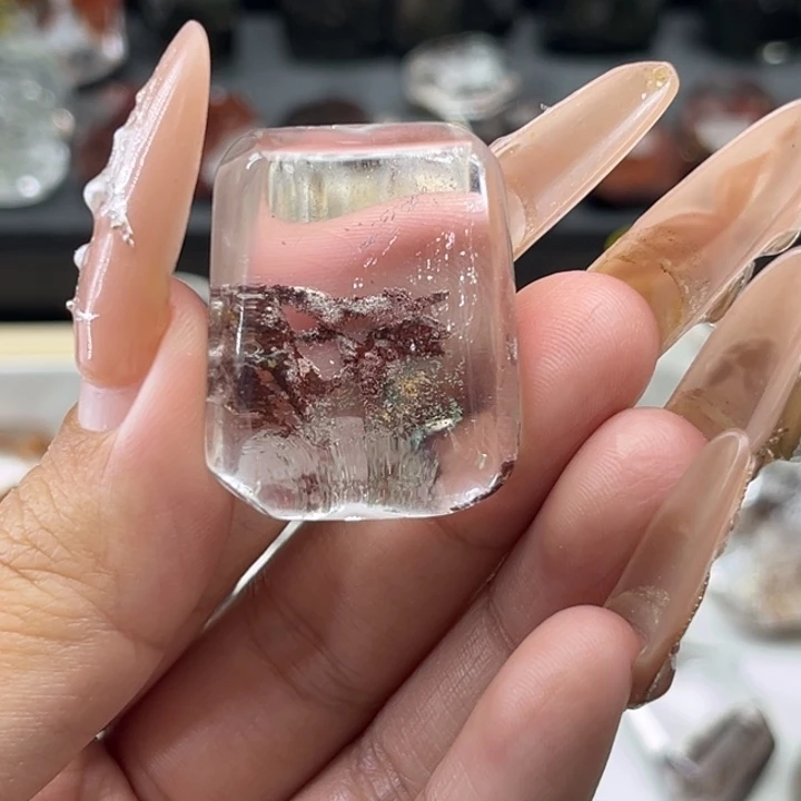 未镶嵌吊坠(赠链)水晶