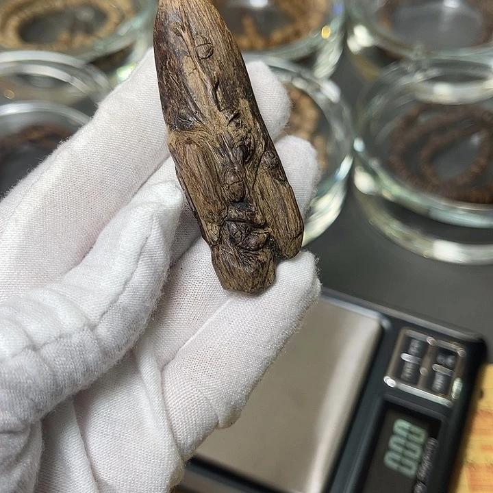 吊坠沉香达拉干沉水11克