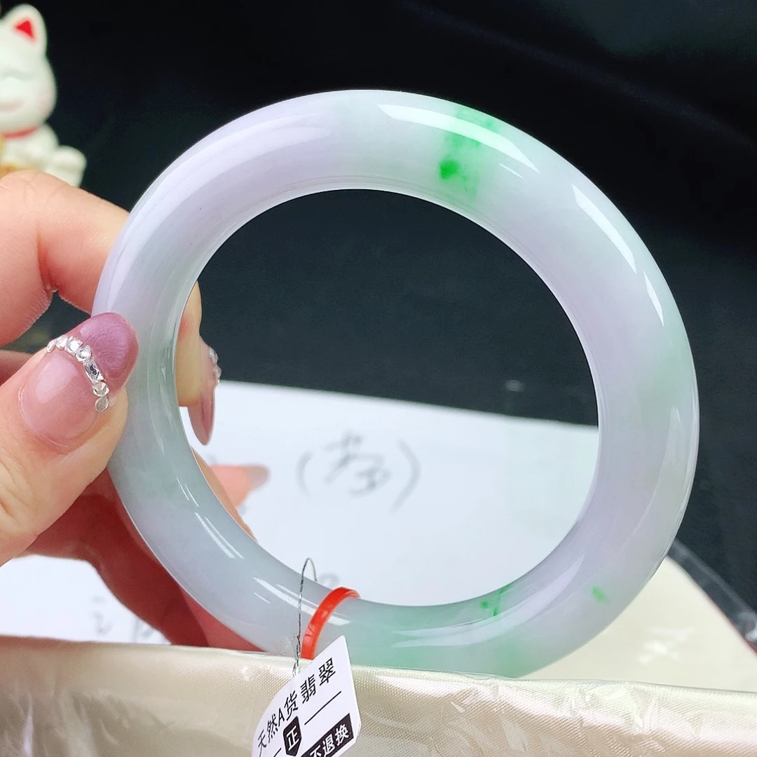 翡翠手镯未镶嵌60胖