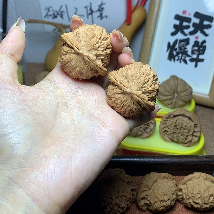 吊坠文玩核桃白狮子