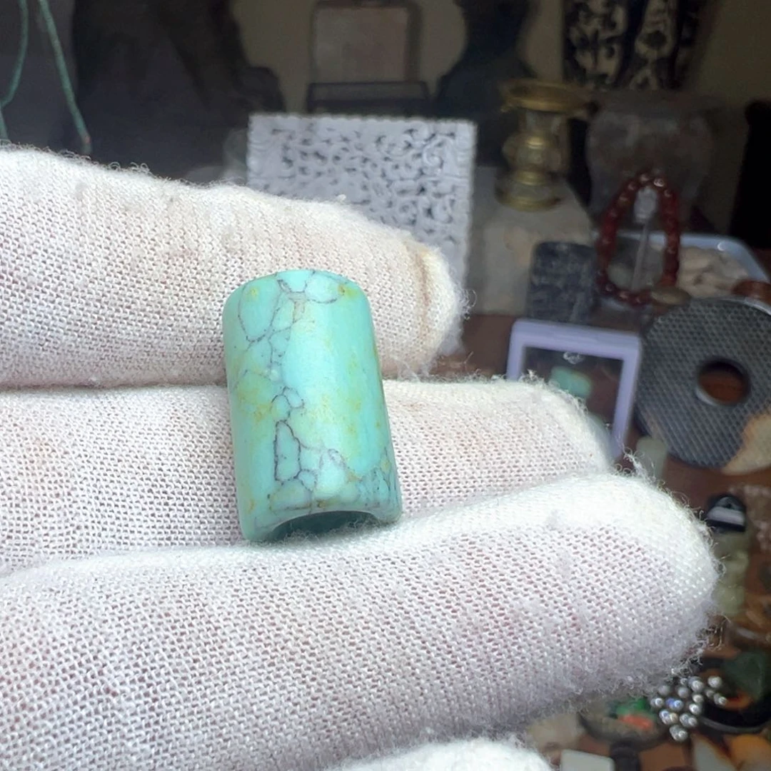 和田玉未镶嵌颈饰古***人