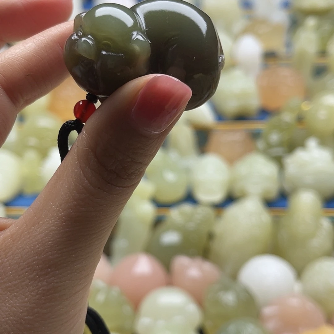 蔂***つ玉天然桌面小摆件