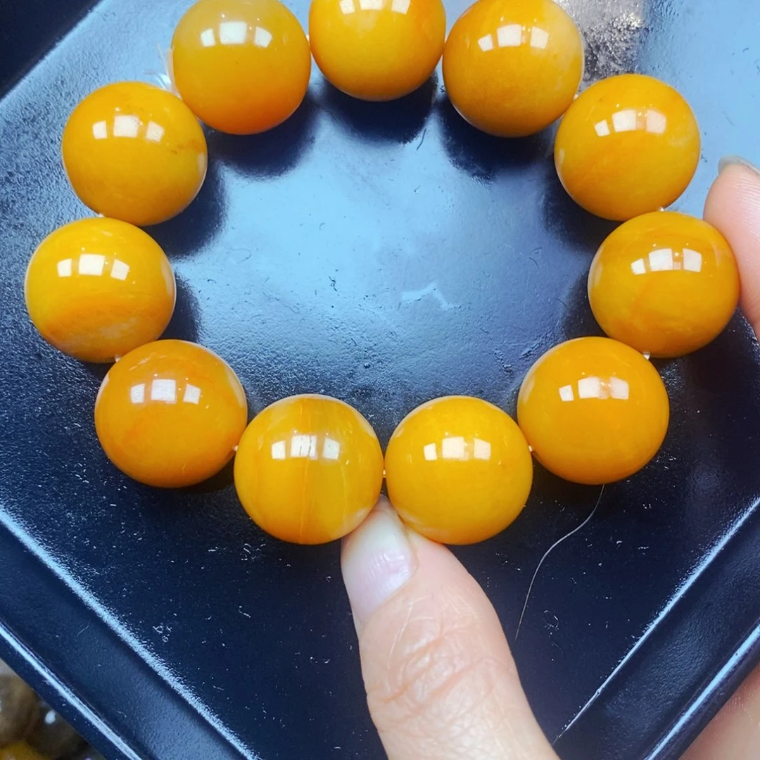 未镶嵌石英质玉（黄龙玉）颈饰