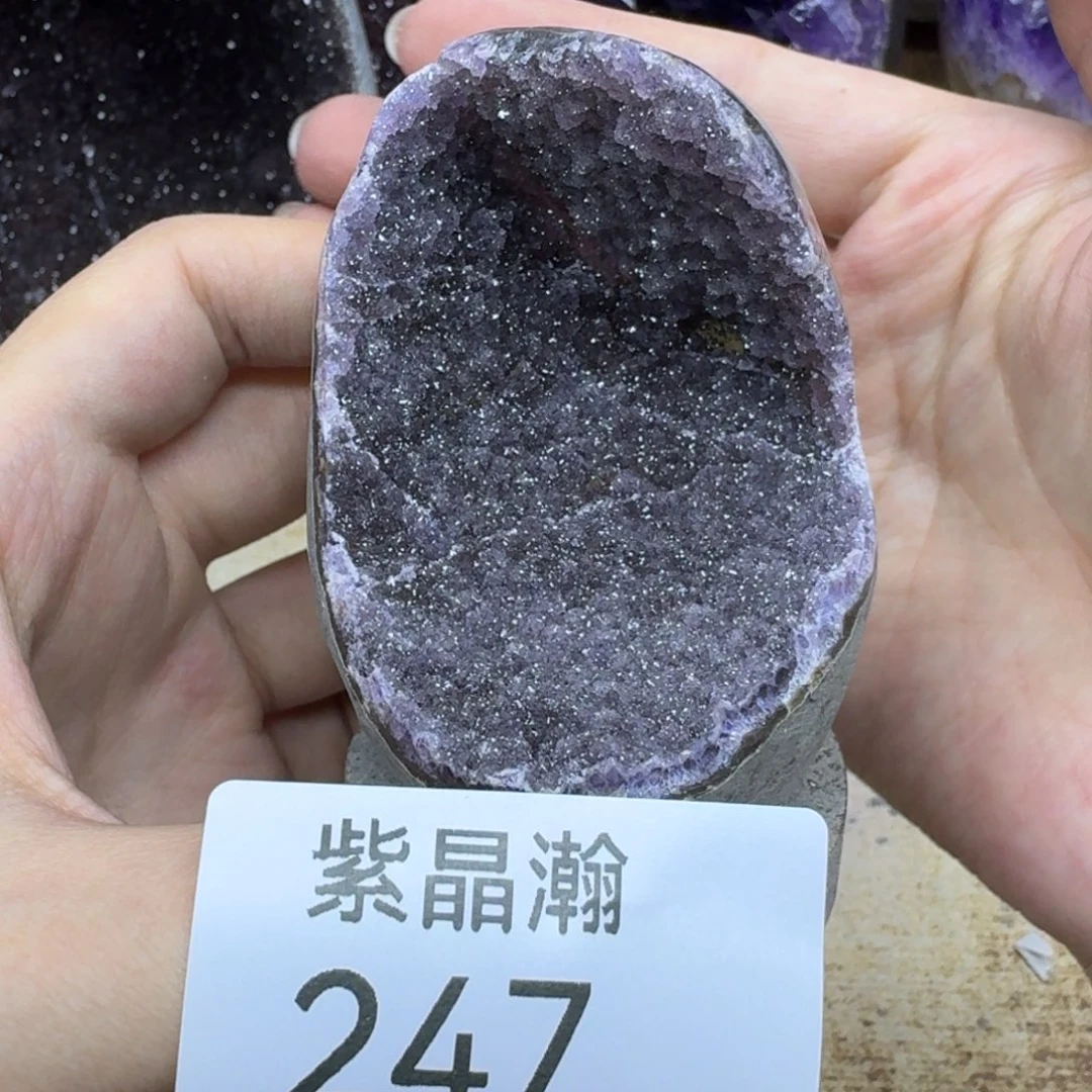 水晶未镶嵌大型摆件（非配饰）