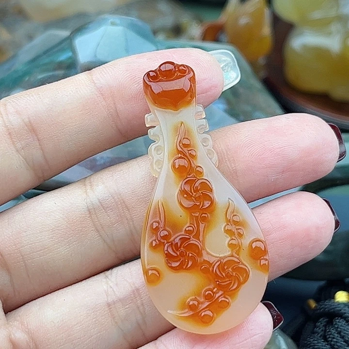 玛瑙手饰未镶嵌h****路