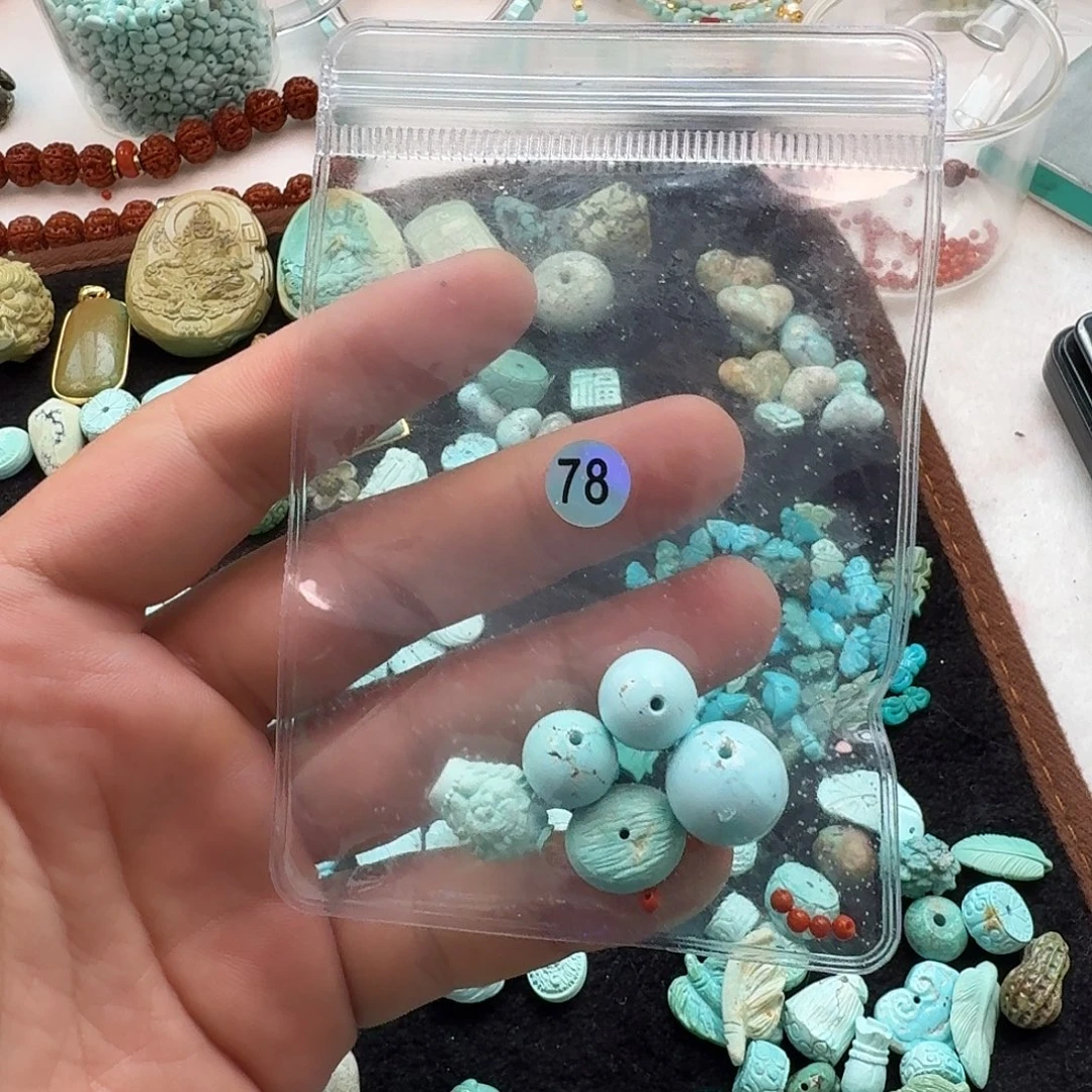 知***喜南红玛瑙未镶嵌珠宝奇石