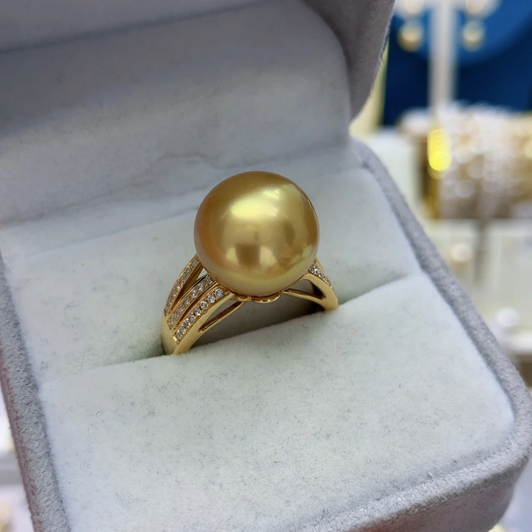 18K金镶嵌戒圈海水珍珠