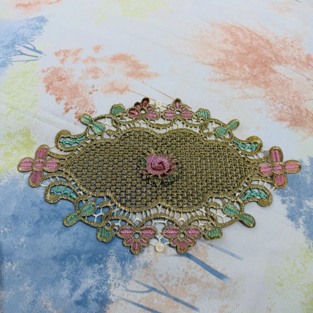 彩金珠子花片，蕾丝刺绣杯垫/桌垫，可用来装饰桌面，放置杯子、碗碟