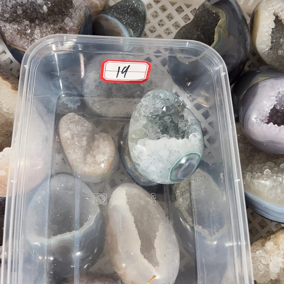*****珠宝半成品未镶嵌水晶