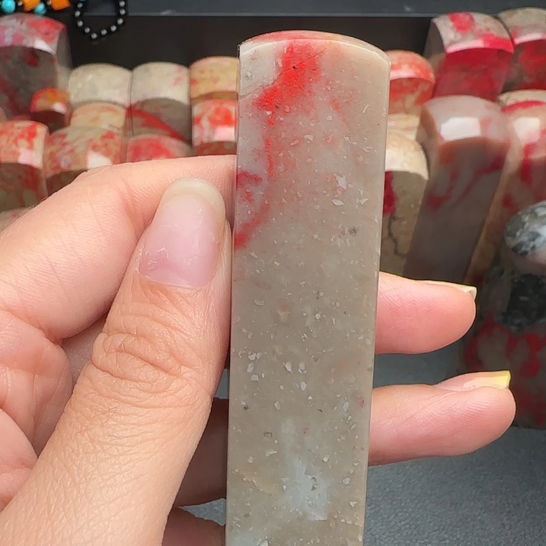 昌化石昌化鸡血石