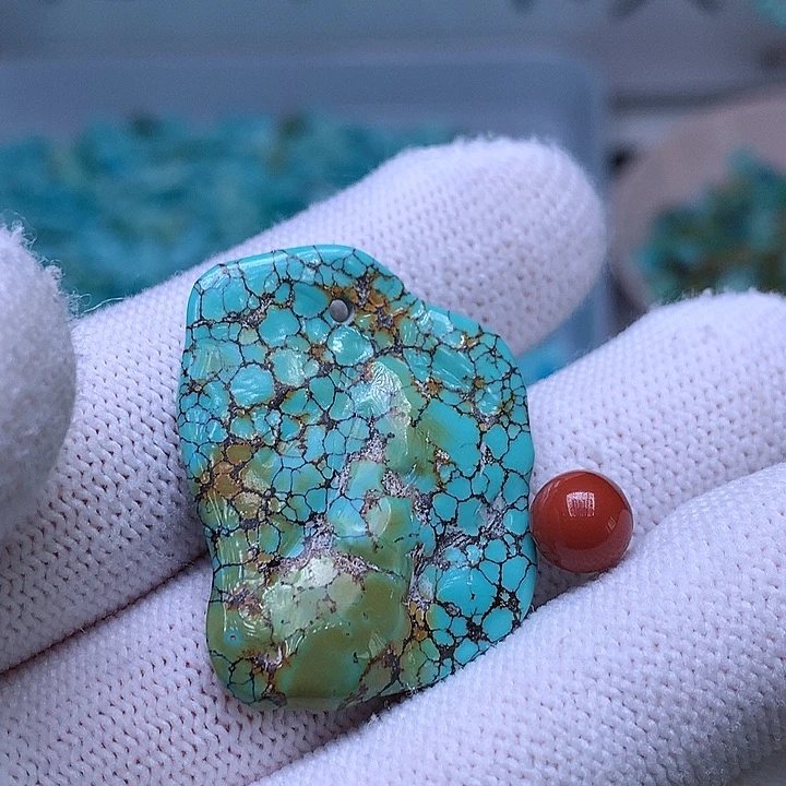 诺***未镶嵌南红玛瑙珠宝奇石