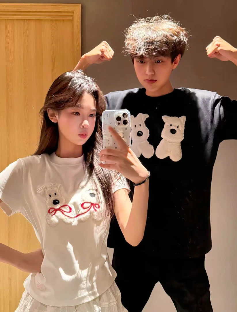 新款百搭纯棉可爱贴布绣小狗宽松百搭男女情侣短袖夏季欧若风T恤