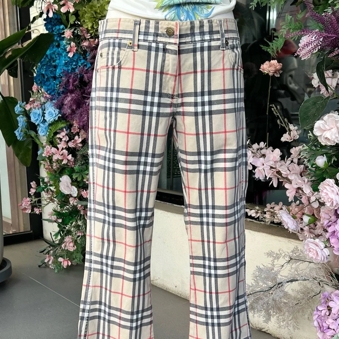 95新 BURBERRY/博柏利 经典格纹裤子40码，腰围88，裤长94,