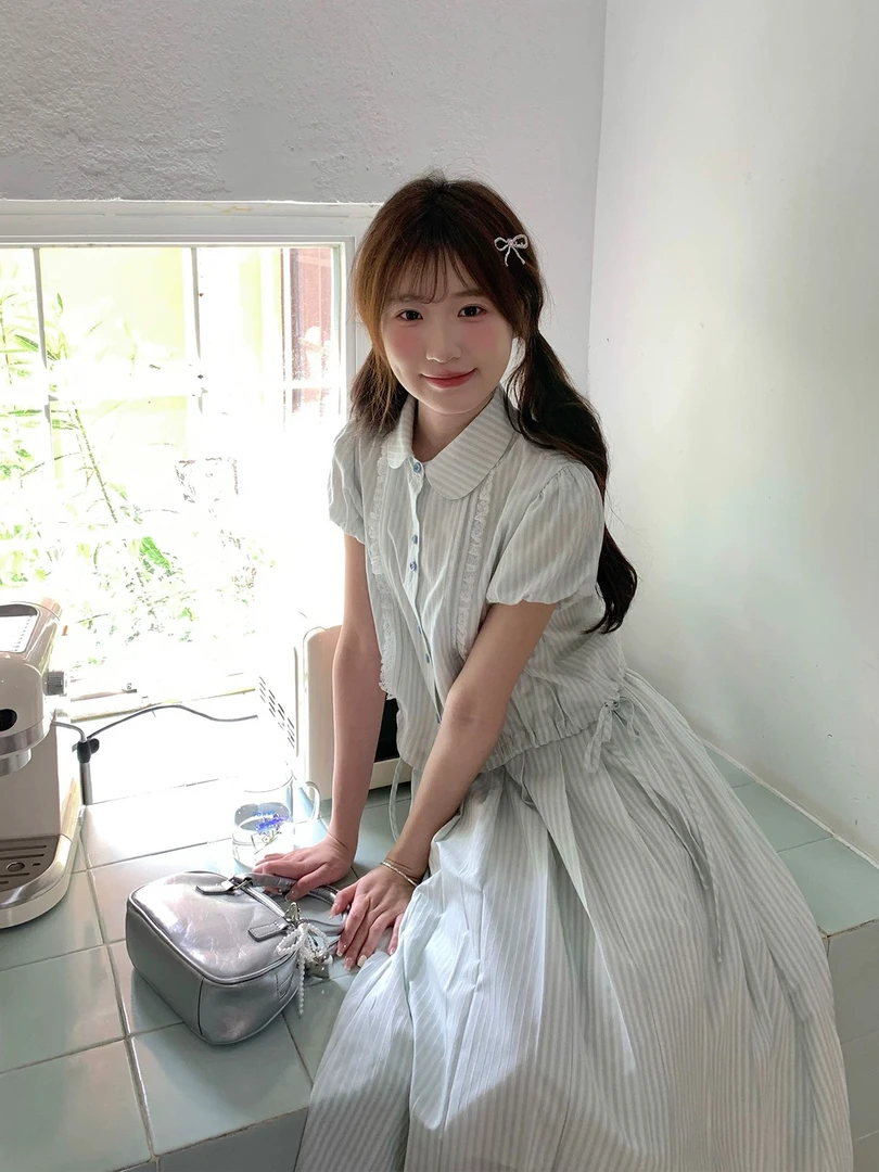 【张开心】木茶茶～甜美条纹短袖娃娃领衬衫中长款半身裙两件套女