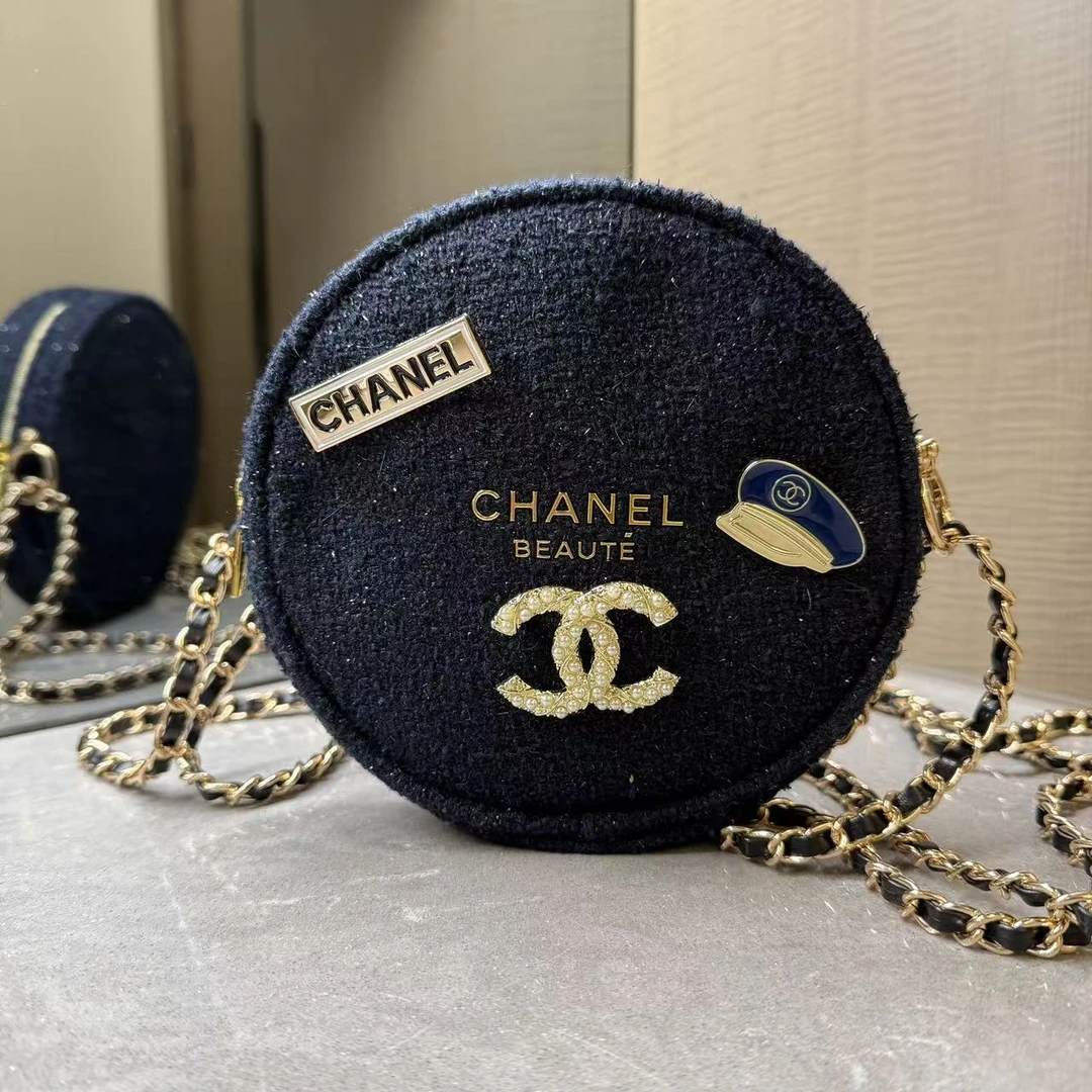 【佟掌柜专属】香奈儿藏蓝化妆包时尚简约百搭单品