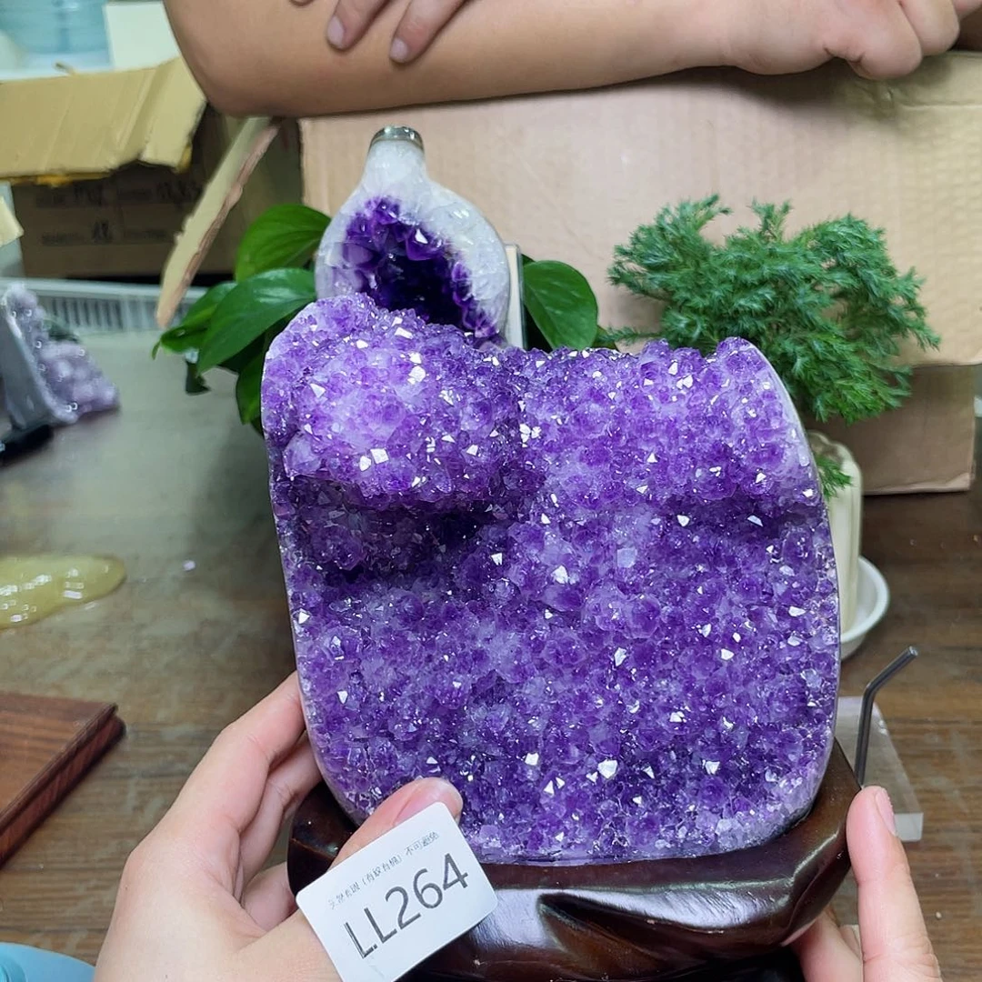 大型摆件（非配饰）未镶嵌水晶