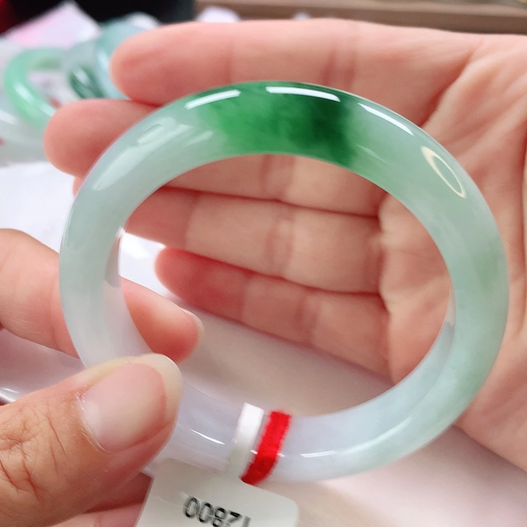 翡翠未镶嵌手镯53正