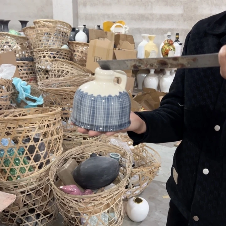 瓶高度12厘米口径3厘米微瑕捡漏