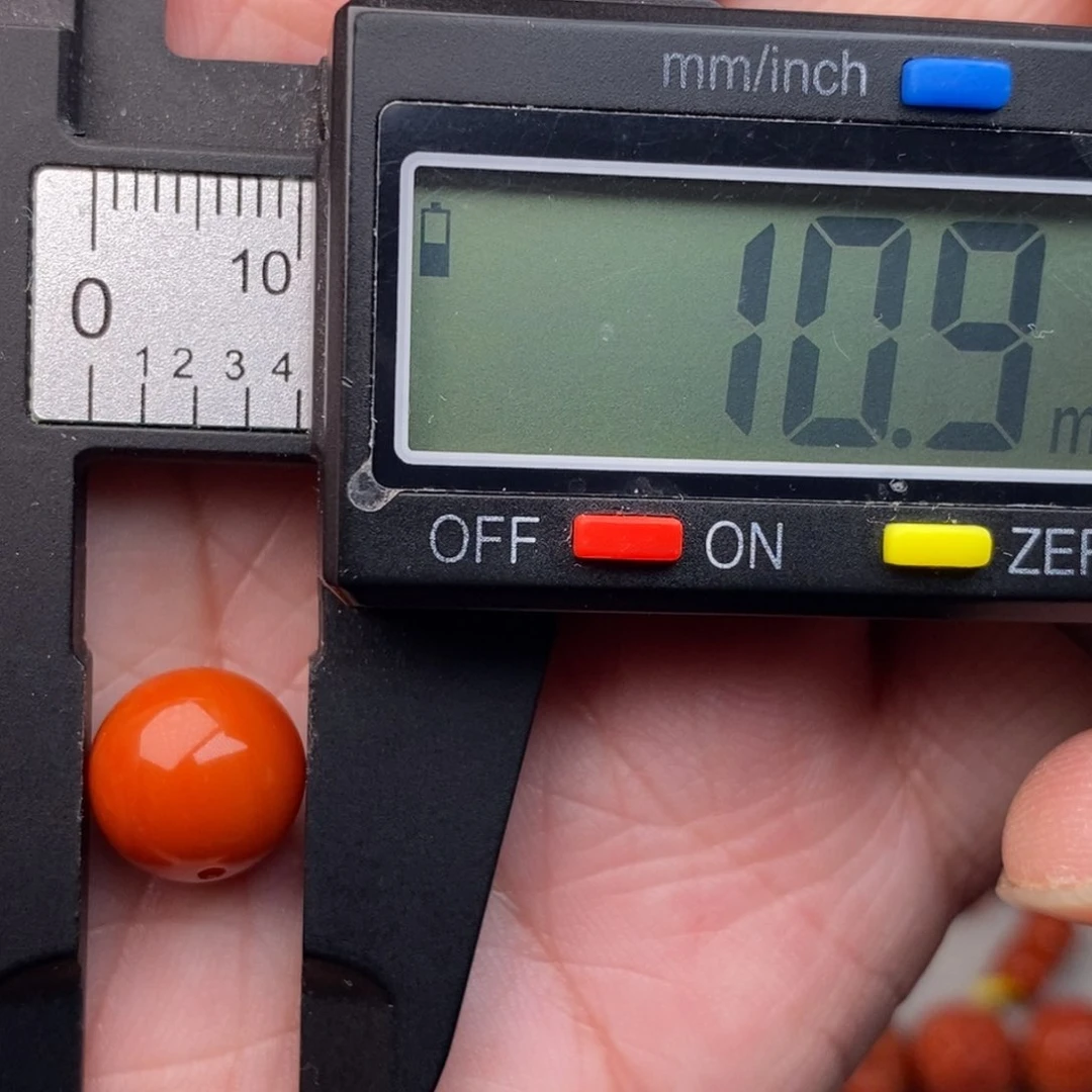 南红玛瑙配饰未镶嵌微瑕