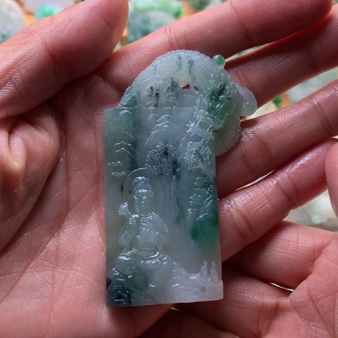 定制翡翠未镶嵌山水观音