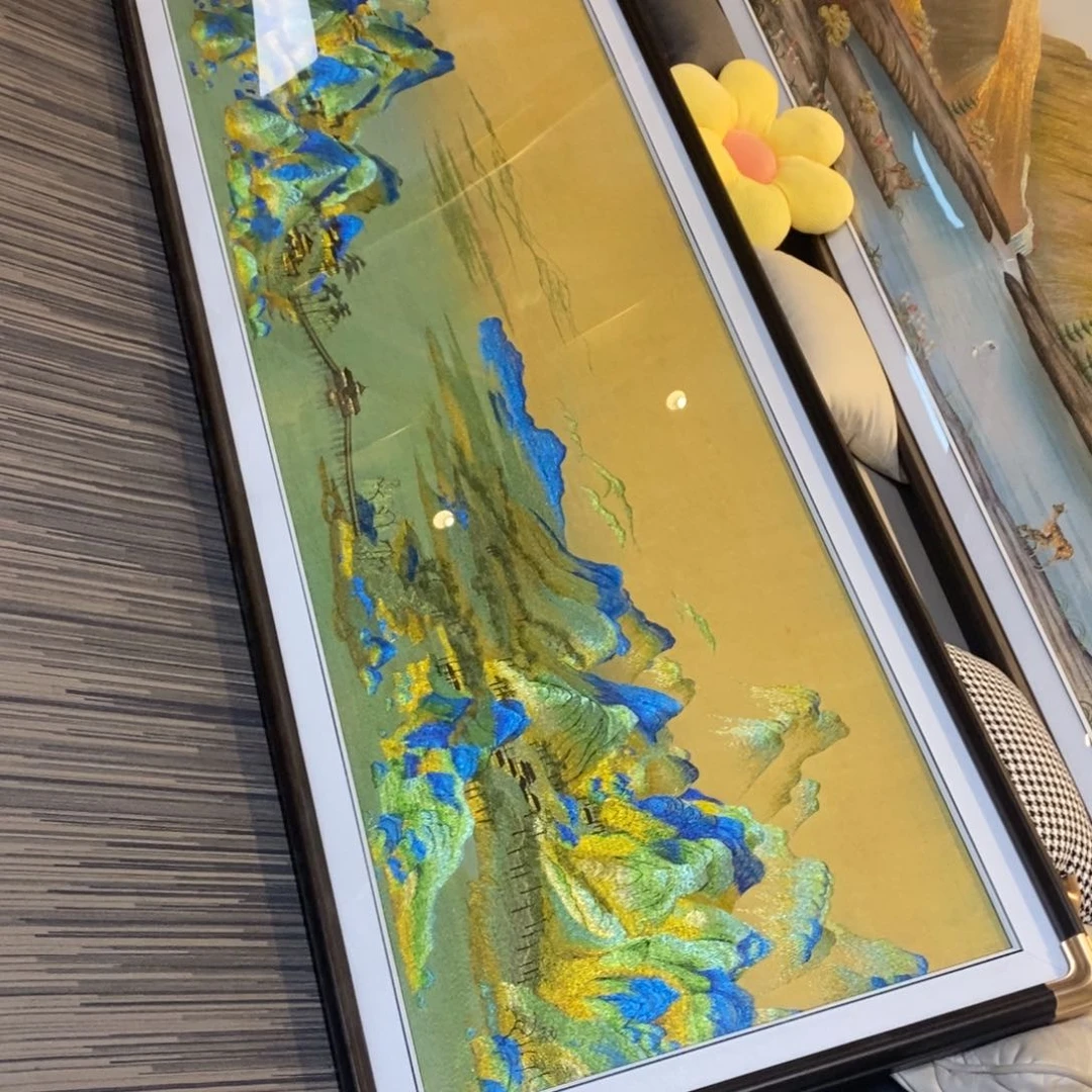 横款千里江山图电镀金角实木框