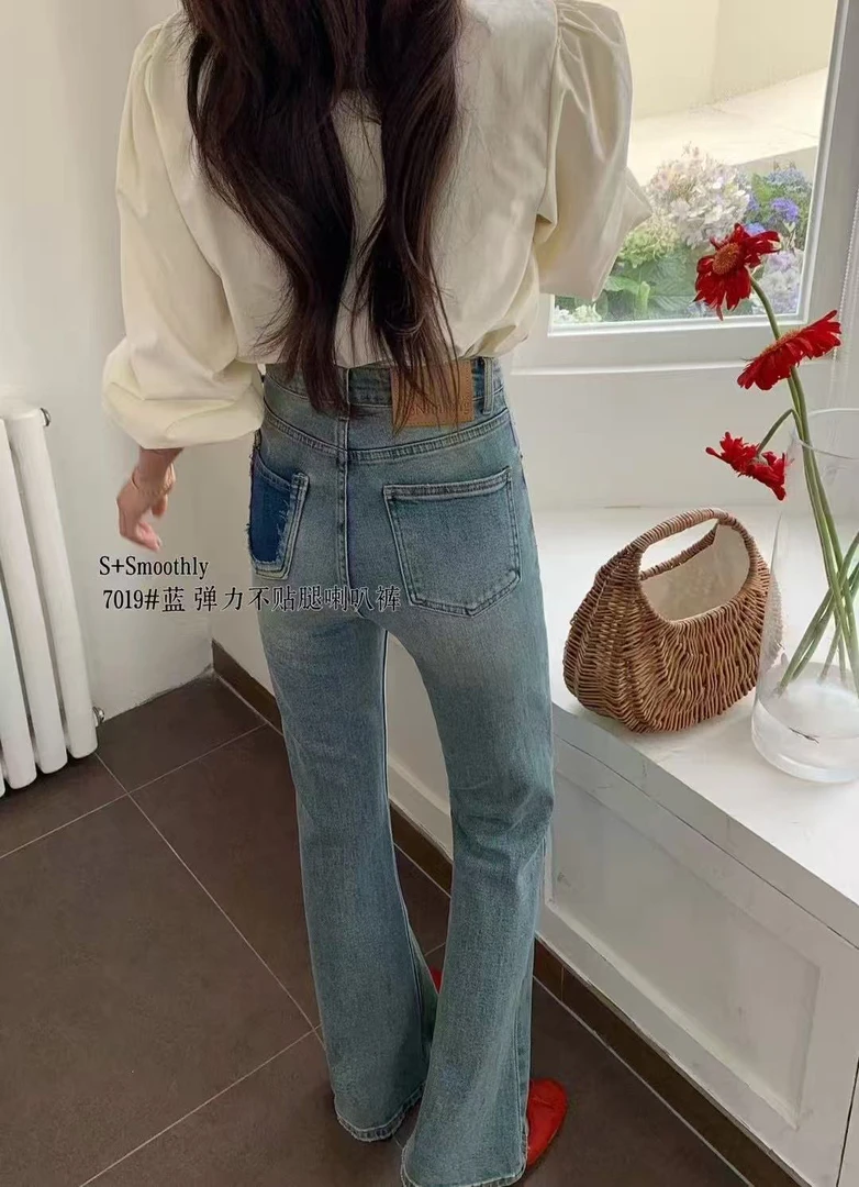 【小白姐姐】7019韩系款浅色牛仔微喇叭裤显腿长